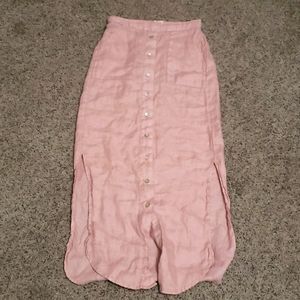 Long pastel pink slit skirt